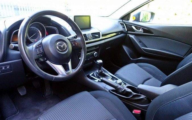 Mazda 3 cena 48900 przebieg: 147000, rok produkcji 2014 z Dęblin małe 254